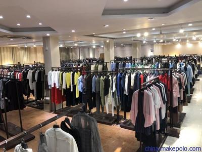甜美與貓膩并存 揭秘南通尾貨服裝市場(chǎng)中的品牌折扣生意